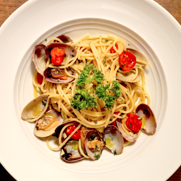 PA6. SPAGHETTI CLAMS