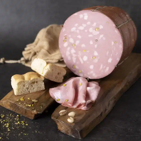 P5. MORTADELLA BOLOGNA CON PISTACCHI